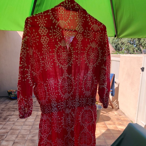 One piece - Picture 3 of 5